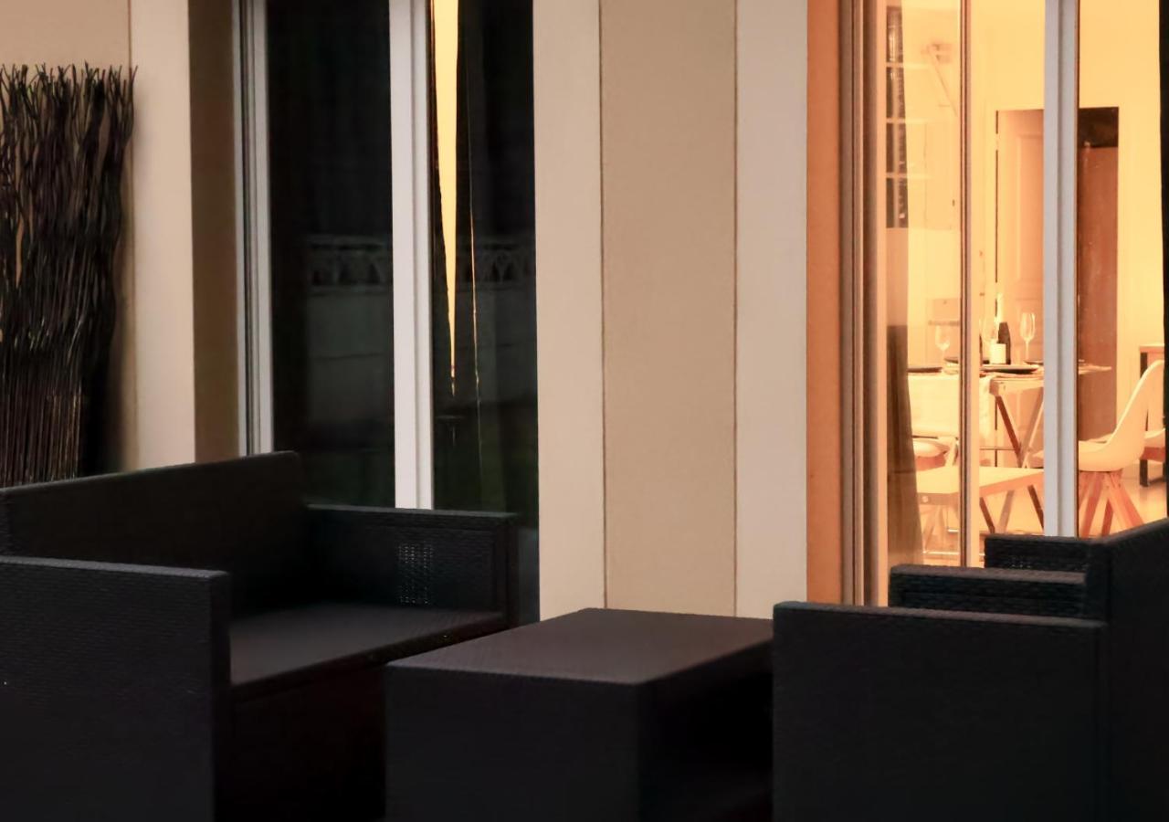 Appartement-Paris-Disney-Terrasse-Jardin-Parking Vaires-sur-Marne Exteriör bild